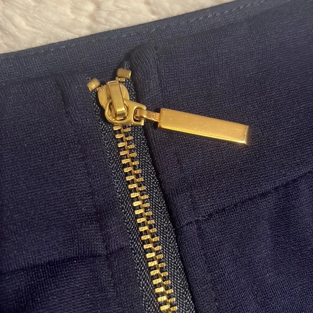 CARMEN MARC VALVO FITTED SKIRT SIZE 2 - Picture 4 of 5